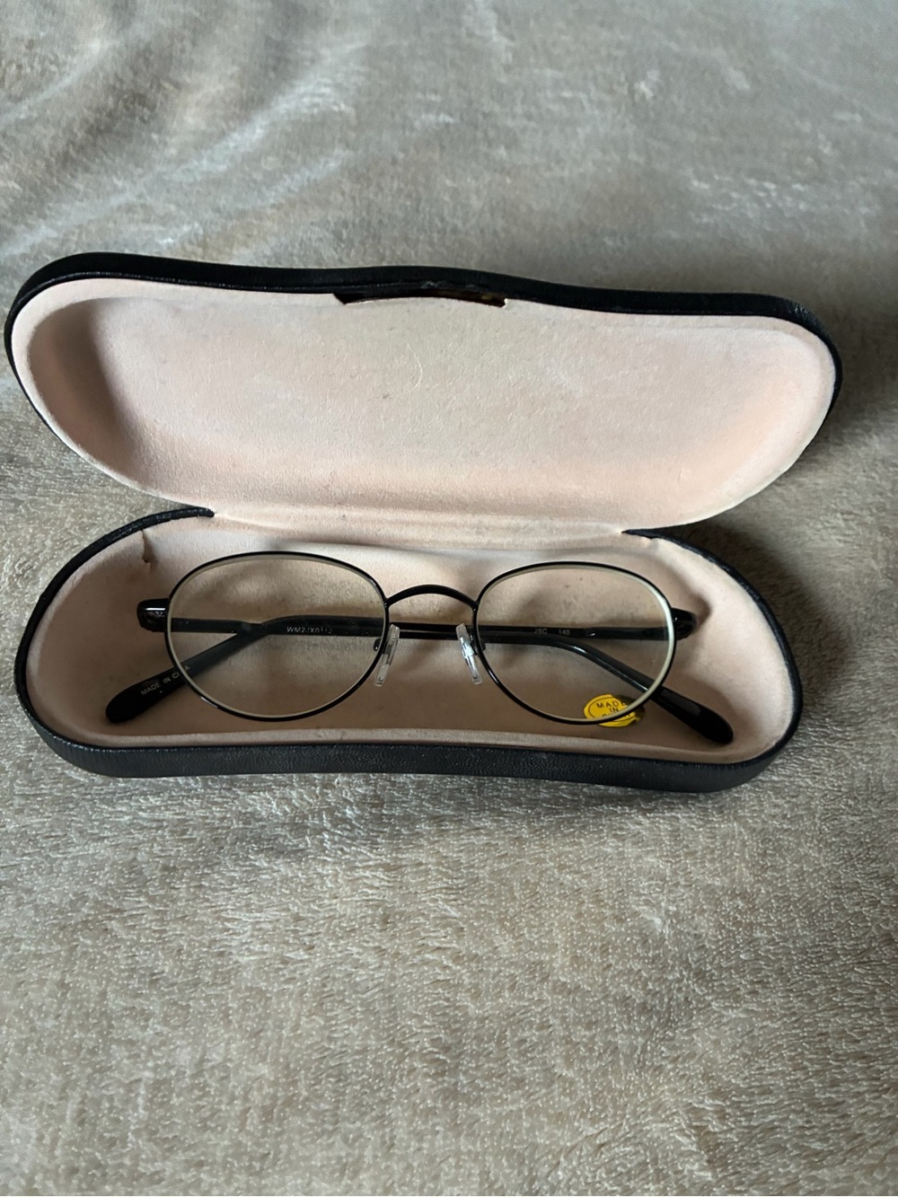 Classic Round Reading/Prescription Glasses in Black